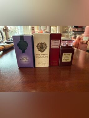 Assorted Designer Mini Perfume Set - Purple, Cream, Red, Burgundy